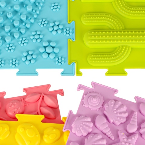 Mata Sensoryczna Puzzle Montessori 8 Elementów zbliżenie na połączenie dwóch elementów i trzech niepołączonych widok z góry Mata Sensoryczna Puzzle Montessori 8 Elementów zbliżenie na połączenie dwóch elementów i trzech niepołączonych widok z góry